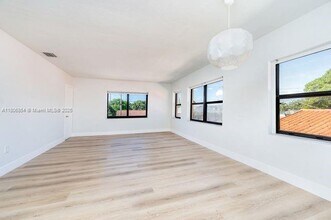 2815 SW 6th St in Miami, FL - Building Photo - Building Photo