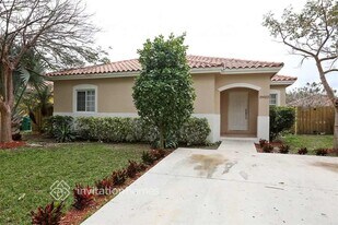 19022 SW 318th Terrace in Homestead, FL - Building Photo