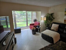 1501 Cayman Way, Unit K2 in Coconut Creek, FL - Building Photo