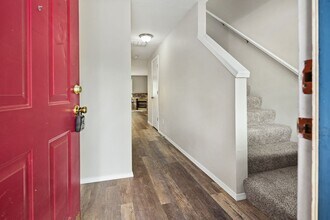 6133 SE Frances St-Unit -6133 in Hillsboro, OR - Foto de edificio - Building Photo