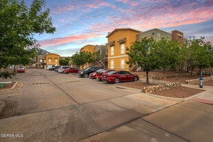 5030 Fairbanks Dr in El Paso, TX - Building Photo