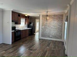 7230 4th St N in St. Petersburg, FL - Building Photo - Building Photo