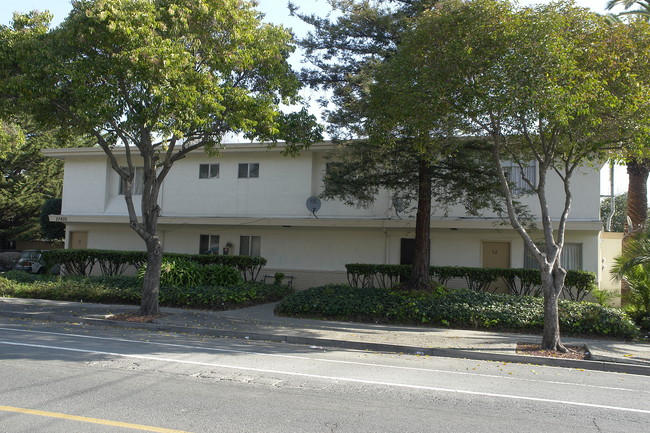 27800 Huntwood Ave in Hayward, CA - Foto de edificio - Building Photo