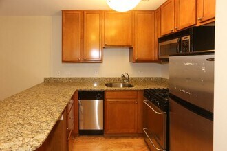 628 W Wrightwood Ave in Chicago, IL - Building Photo - Building Photo