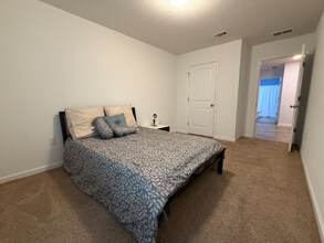 831 Moorhen Wy in Crestview, FL - Foto de edificio - Building Photo