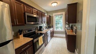 665 Central Ave in Dover, NH - Building Photo