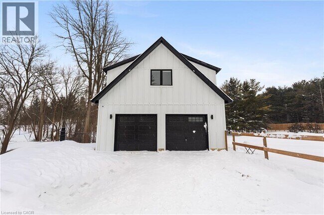 6614 Gore Rd in Puslinch, ON - Building Photo - Building Photo