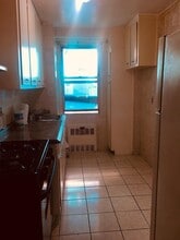 10 Huron Ave, Unit Hig Floor in Jersey City, NJ - Building Photo - Building Photo