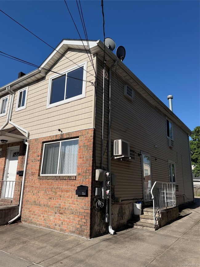 20-18 121st St in Queens, NY - Building Photo - Building Photo