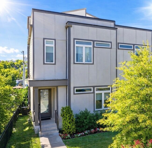 property at 3325 Felicia St