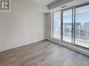 28 Freeland St in Toronto, ON - Building Photo - Building Photo