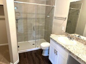 21723 Springhill Grove Ln in Waller, TX - Foto de edificio - Building Photo