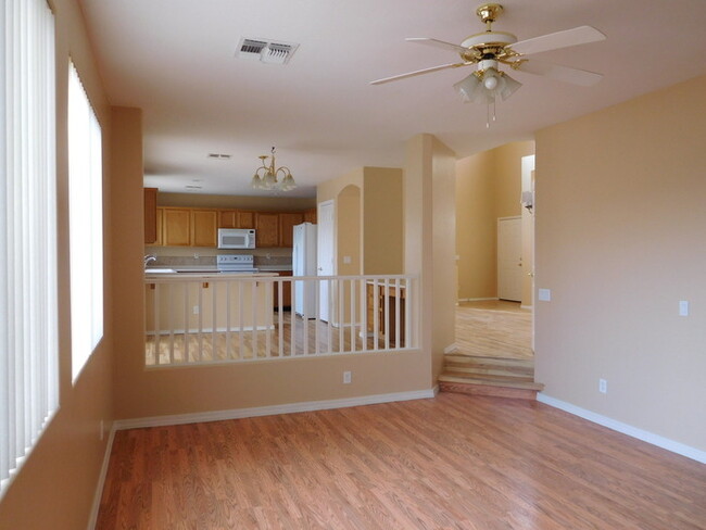 3344 E Warbler Rd in Gilbert, AZ - Building Photo - Building Photo