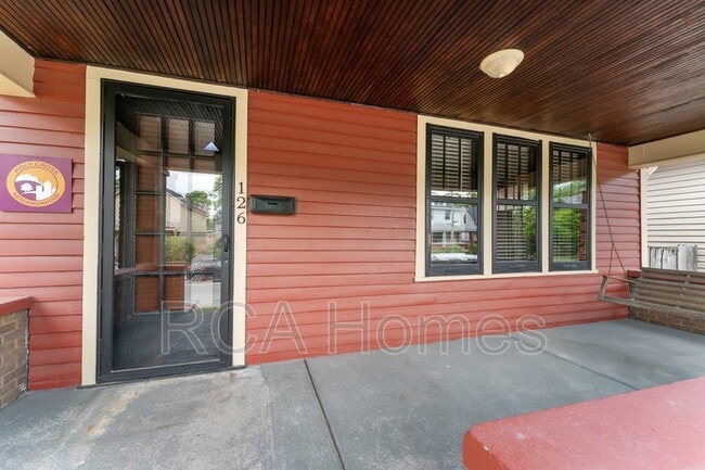 126 N Arsenal Ave in Indianapolis, IN - Foto de edificio - Building Photo