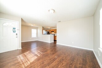 1557 E 30th St in Jacksonville, FL - Foto de edificio - Building Photo