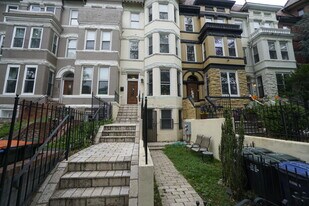 1307 Euclid Street Northwest, Unit A in Washington, DC - Building Photo