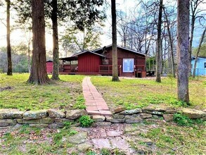 480 Ivanhoe Dr W in Woodville, TX - Building Photo - Building Photo