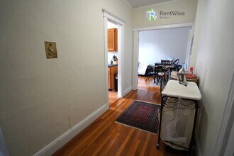 1800 Commonwealth Ave in Boston, MA - Building Photo - Building Photo
