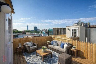 5 W 103rd St, Unit 5R in New York, NY - Building Photo