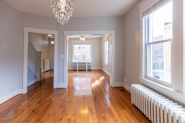 property at 110 Todd Pl NE