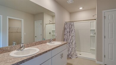 2261 Barrister St in North Port, FL - Foto de edificio - Building Photo