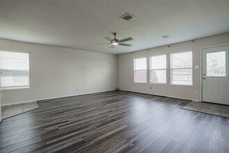 3050 Thicket Path Way in Katy, TX - Foto de edificio - Building Photo