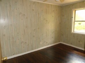 310 Old Shaw Rd in Fayetteville, NC - Foto de edificio - Building Photo