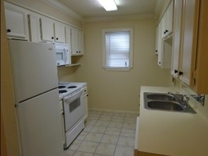 Arbor Oaks in Lubbock, TX - Building Photo - Interior Photo