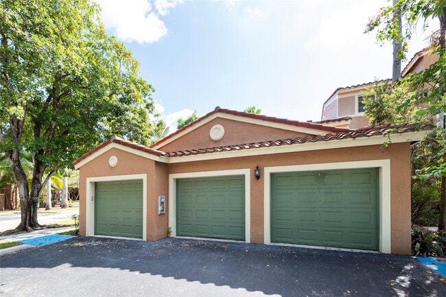 4808 N State Rd 7 in Coconut Creek, FL - Building Photo - Building Photo