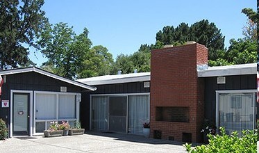 Palo Mobile Estates in Palo Alto, CA - Foto de edificio - Building Photo