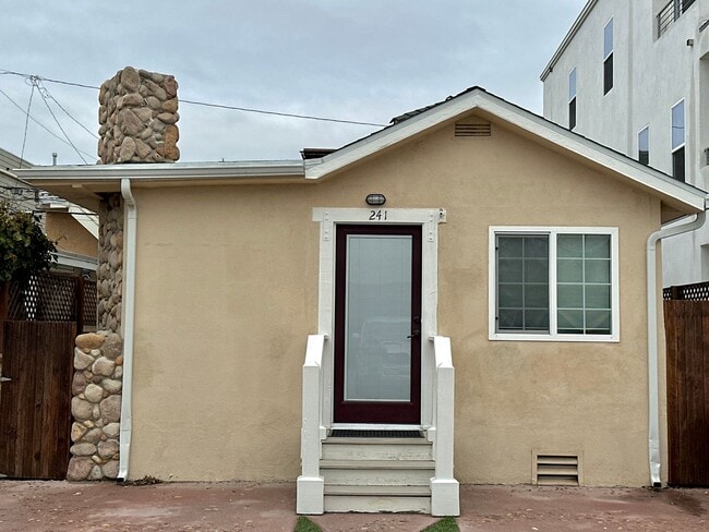 property at 241 Cahuenga Dr