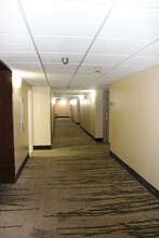 Lorain Studio Suites in Elyria, OH - Building Photo - Building Photo