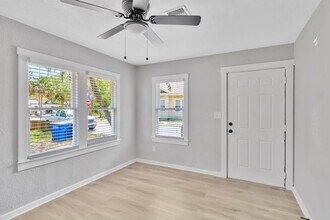 1485 Hamlet Ave in Clearwater, FL - Building Photo - Building Photo