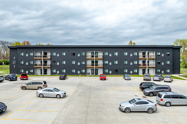 Silverthorne Apartments in Ottumwa, IA - Building Photo - Building Photo