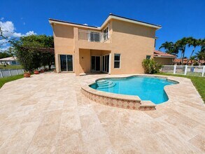 13196 SW 29th St in Miramar, FL - Building Photo - Building Photo