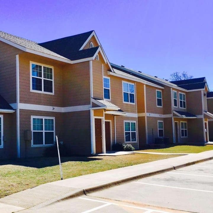 Timber Ridge Apartments in Durant, OK - Building Photo