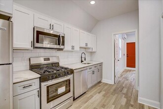 95 E Duval St in Philadelphia, PA - Building Photo - Building Photo