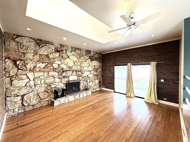 1189 E Ridgedale Ln in Millcreek, UT - Building Photo