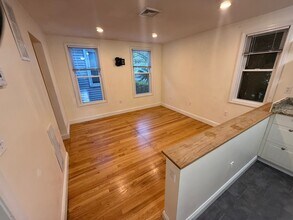 12 Cheever Ct in Boston, MA - Foto de edificio - Building Photo