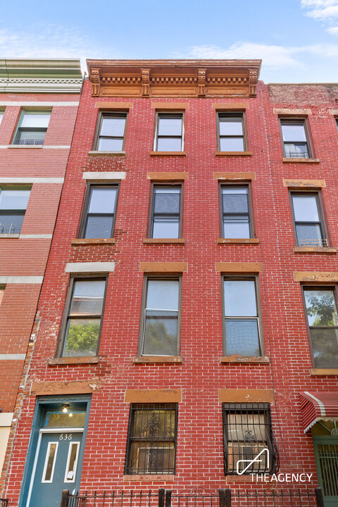 636 President St in Brooklyn, NY - Building Photo