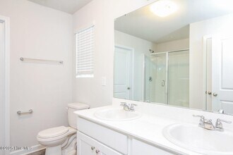 2933 Ember Brooke Ct in Castle Hayne, NC - Building Photo - Building Photo