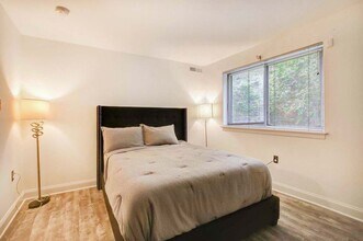 11408 Cherry Hill Rd in Beltsville, MD - Building Photo - Building Photo