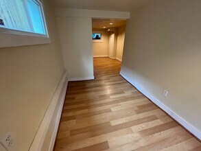 2109 N 39th St in Seattle, WA - Building Photo - Building Photo