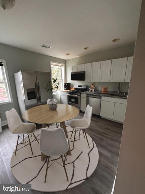 2734 Reisterstown Rd Photo