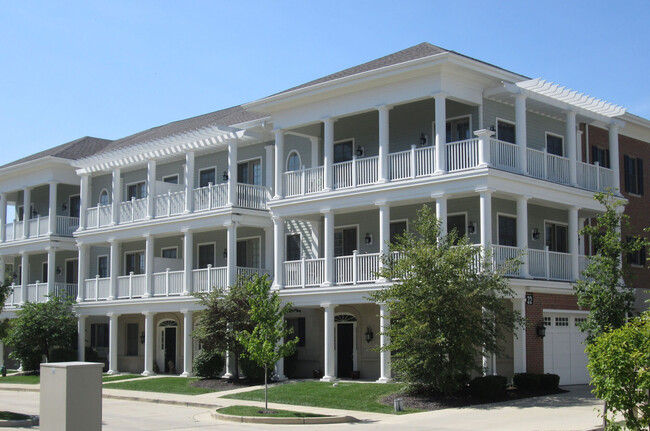 Solana Apartments in Indianapolis, IN - Foto de edificio - Building Photo