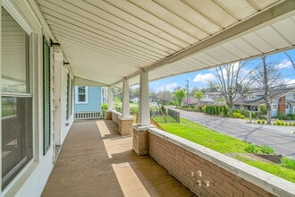 2325 Cedar Ln in Knoxville, TN - Building Photo - Building Photo