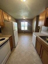 803 S Monroe Ave in Joplin, MO - Building Photo - Building Photo