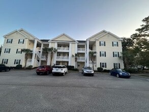 601 N Hillside Dr in North Myrtle Beach, SC - Building Photo - Building Photo