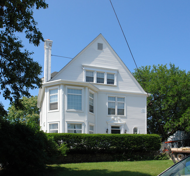 826 Tappan St in Ann Arbor, MI - Building Photo - Building Photo