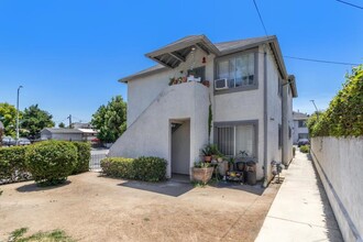 Henderson Apartments in Los Angeles, CA - Building Photo - Building Photo